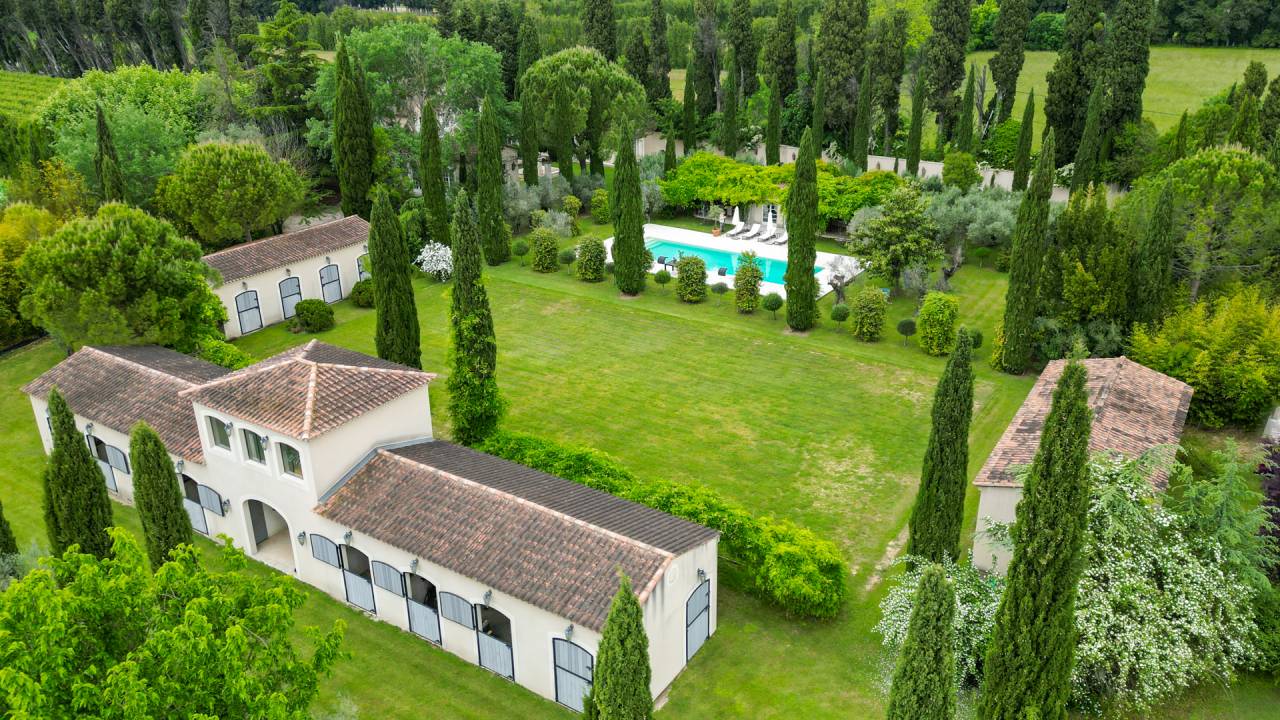 Luxurious equestrian property  Bouches-du-Rh&ocirc;ne