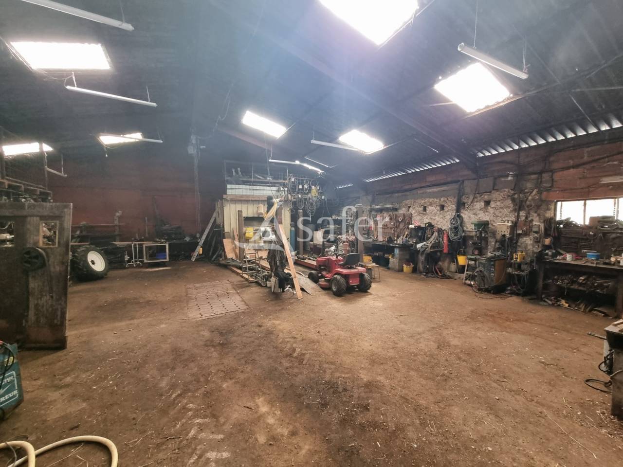 Sheep farm  Lot