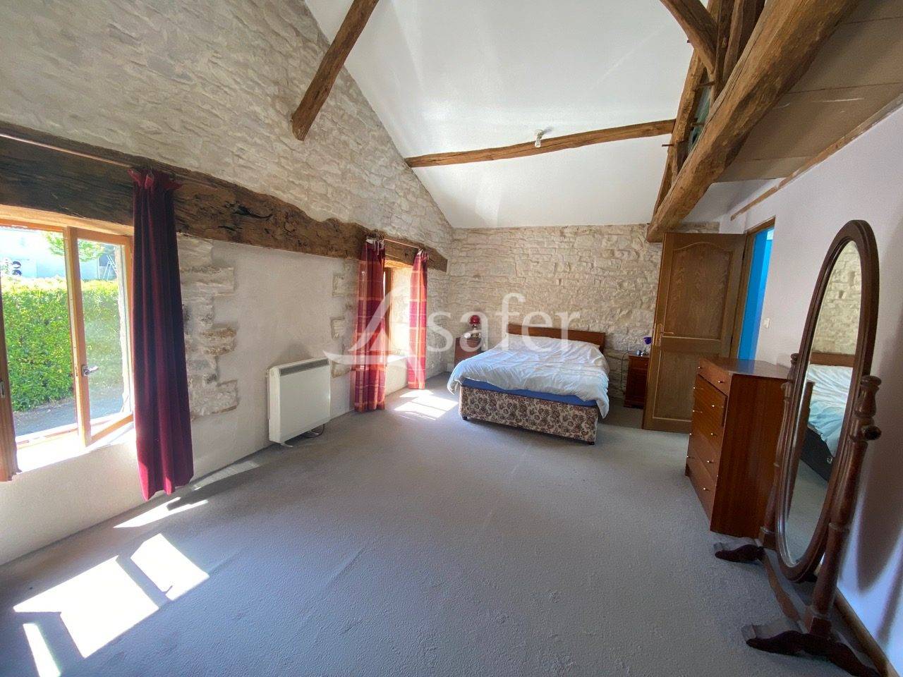 Other country property  Vend&eacute;e
