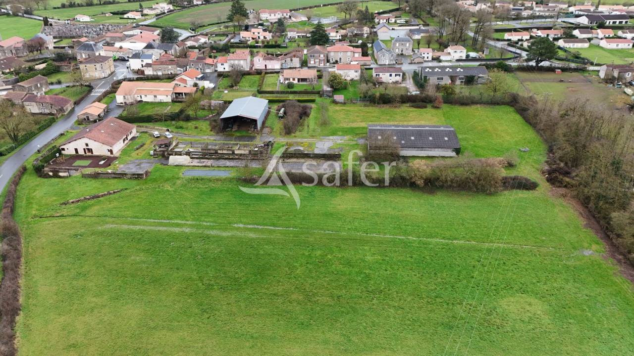 Other country property  Vend&eacute;e