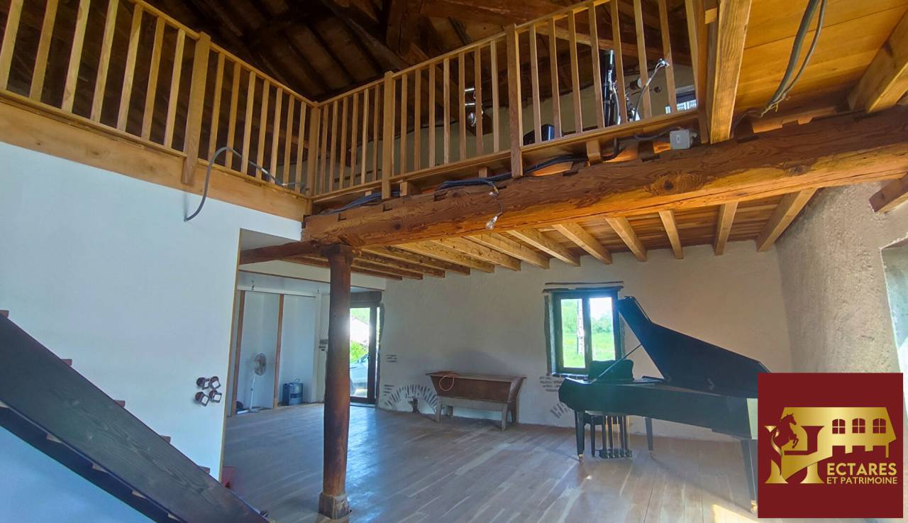 Equestrian property  Ain