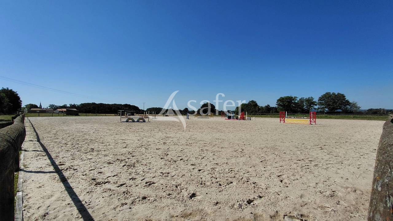 Equestrian property  Deux-S&egrave;vres