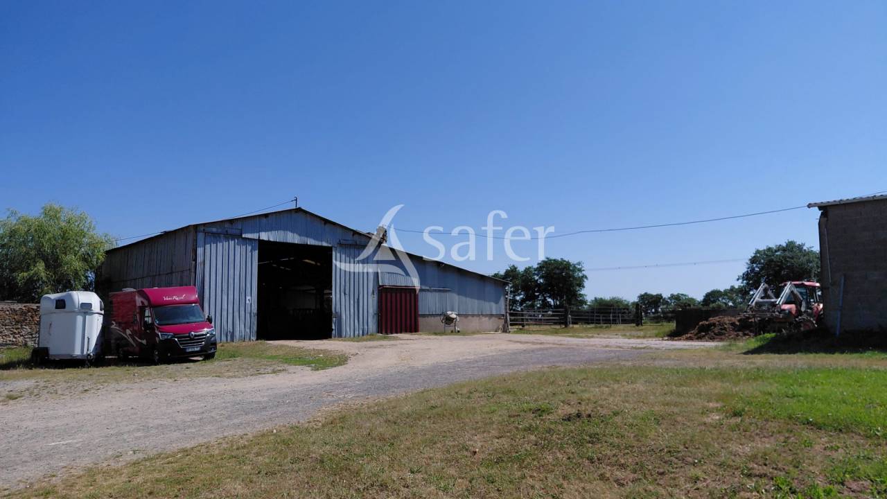 Equestrian property  Deux-S&egrave;vres