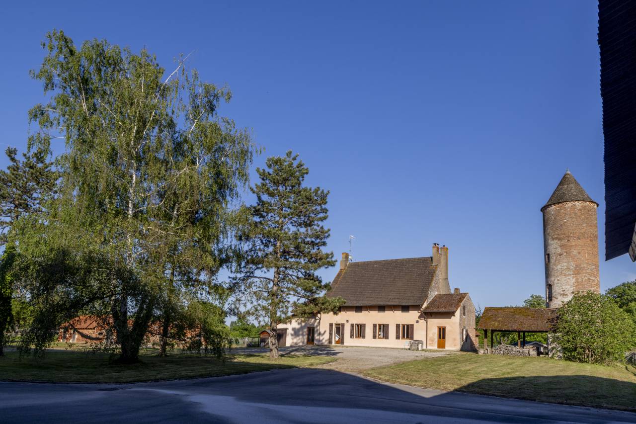Luxurious equestrian property  Sa&ocirc;ne-et-Loire