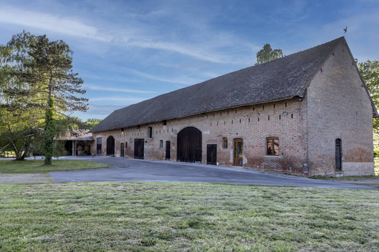Luxurious equestrian property  Sa&ocirc;ne-et-Loire