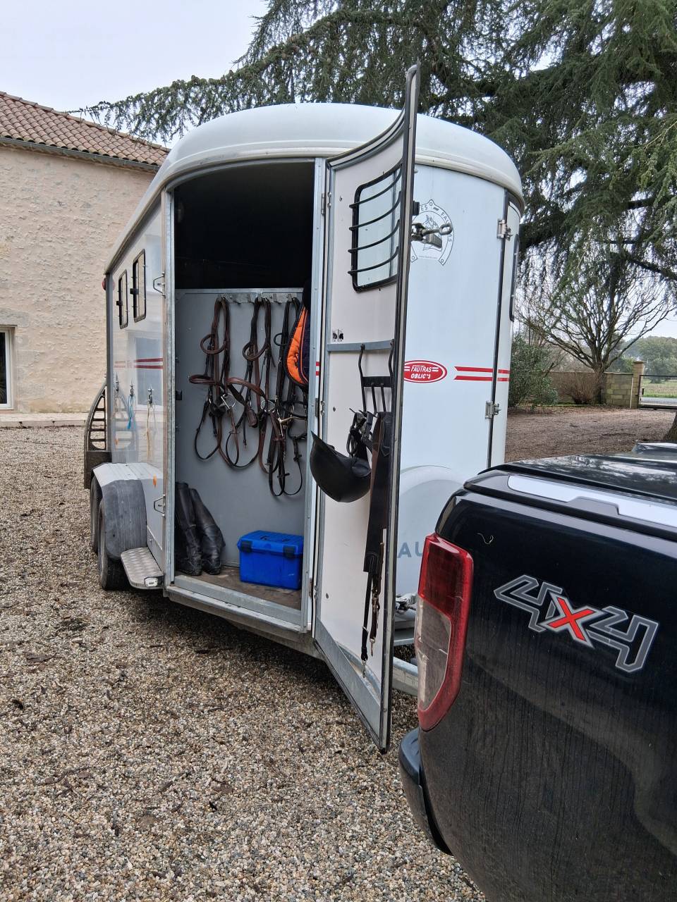 Horse trailer Fautras  3 Stalls 2019 Used