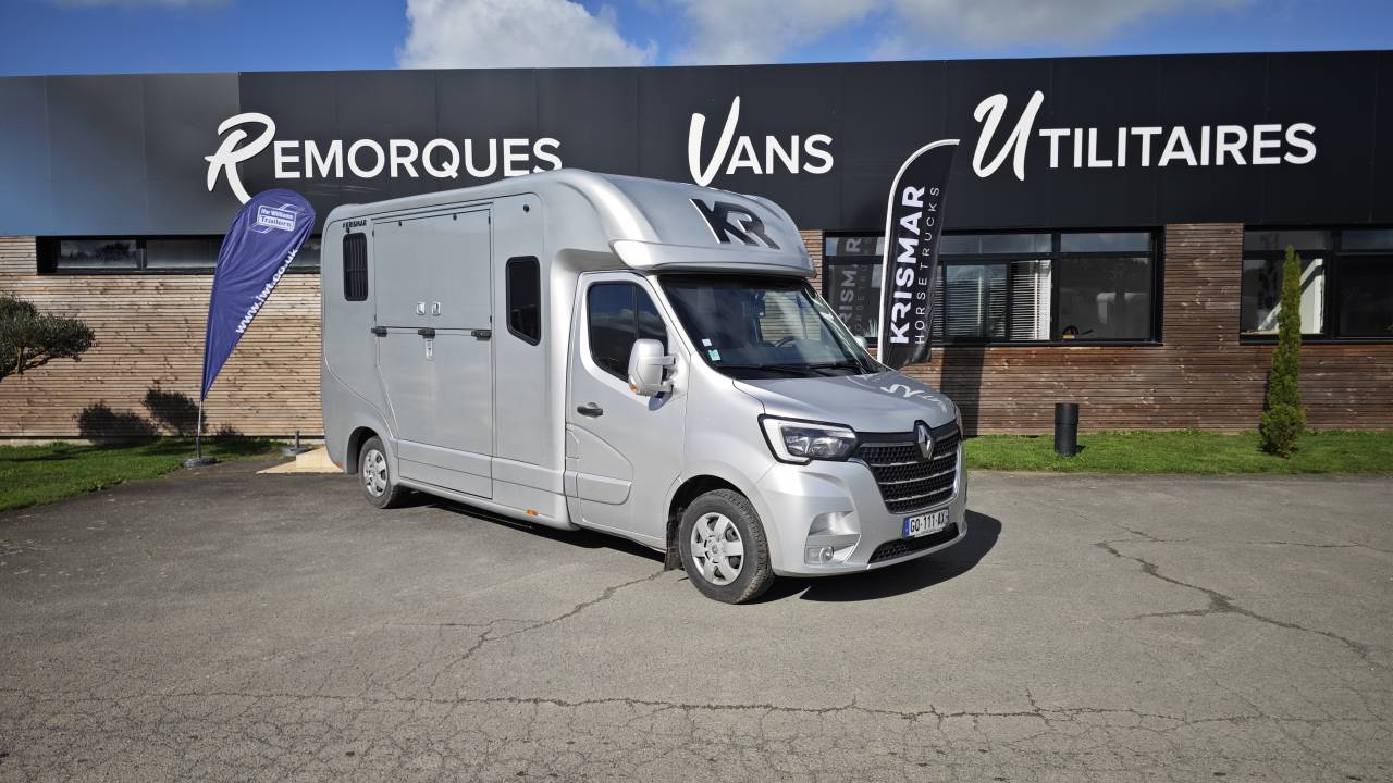 Horsebox HGV Krismar Master 5 places assises Stalles  2020 Used