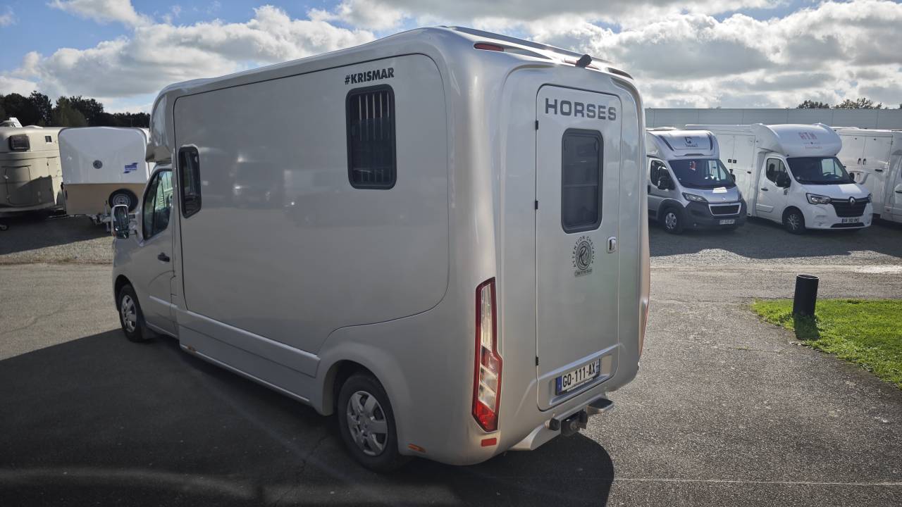 Horsebox HGV Krismar Master 5 places assises Stalles  2020 Used