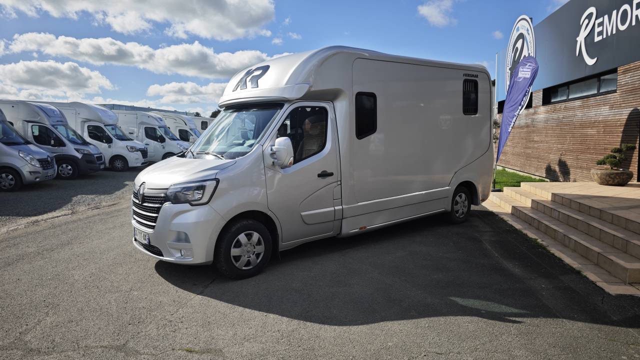 Horsebox HGV Krismar Master 5 places assises Stalles  2020 Used