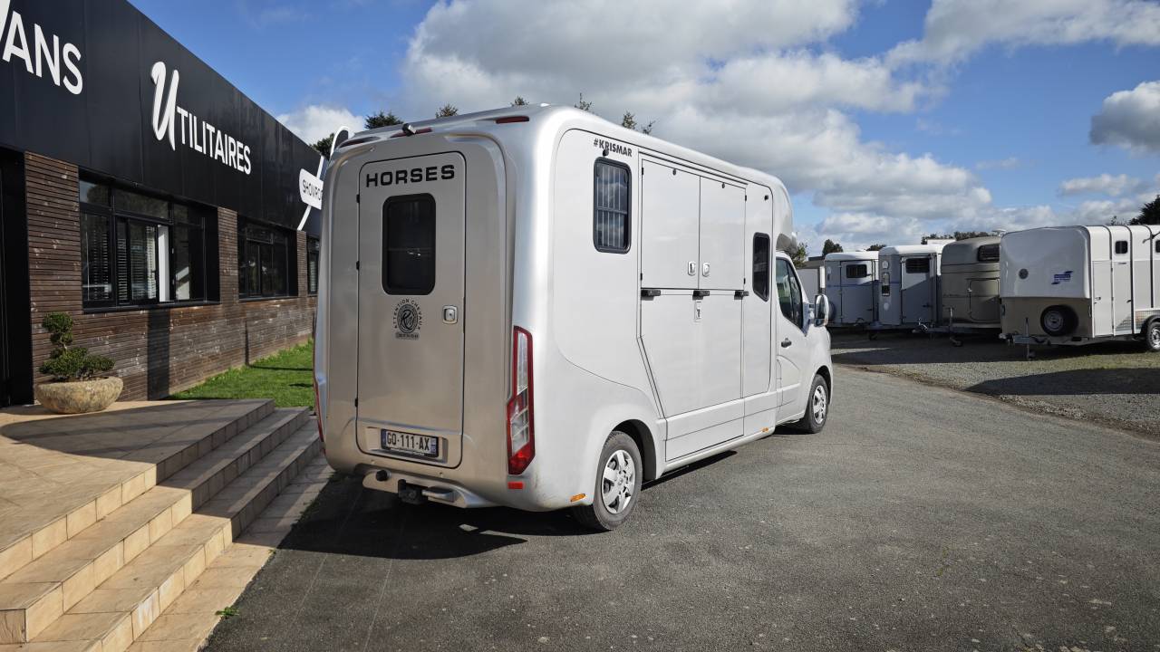 Horsebox HGV Krismar Master 5 places assises Stalles  2020 Used