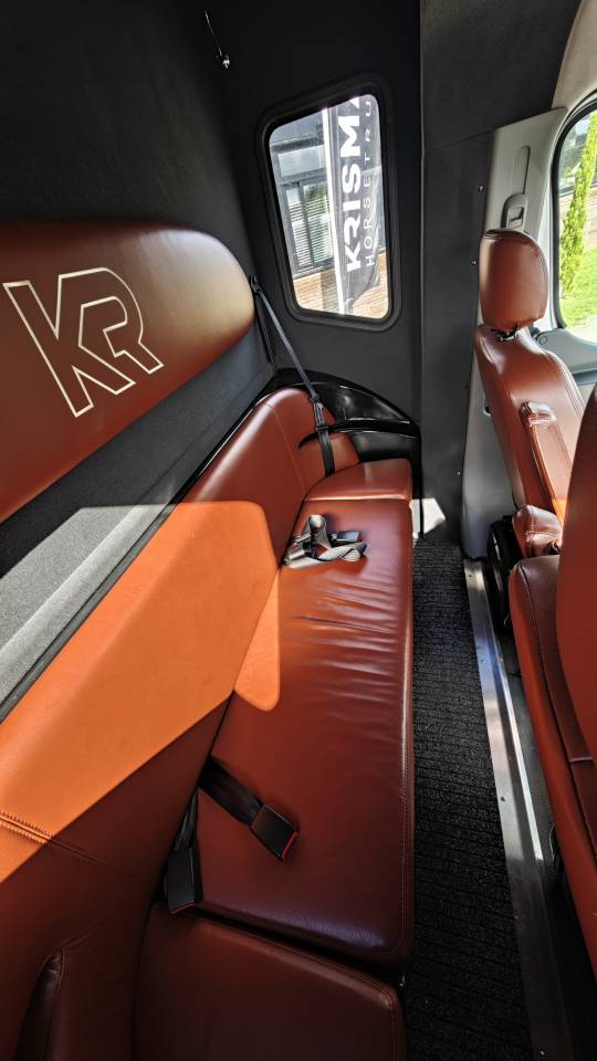 Horsebox HGV Krismar Master 5 places assises Stalles  2020 Used