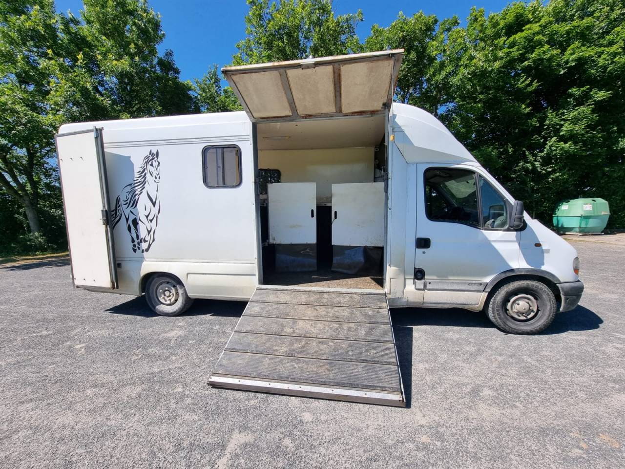 Horsebox HGV Renault Renault Master 2 1985 Used