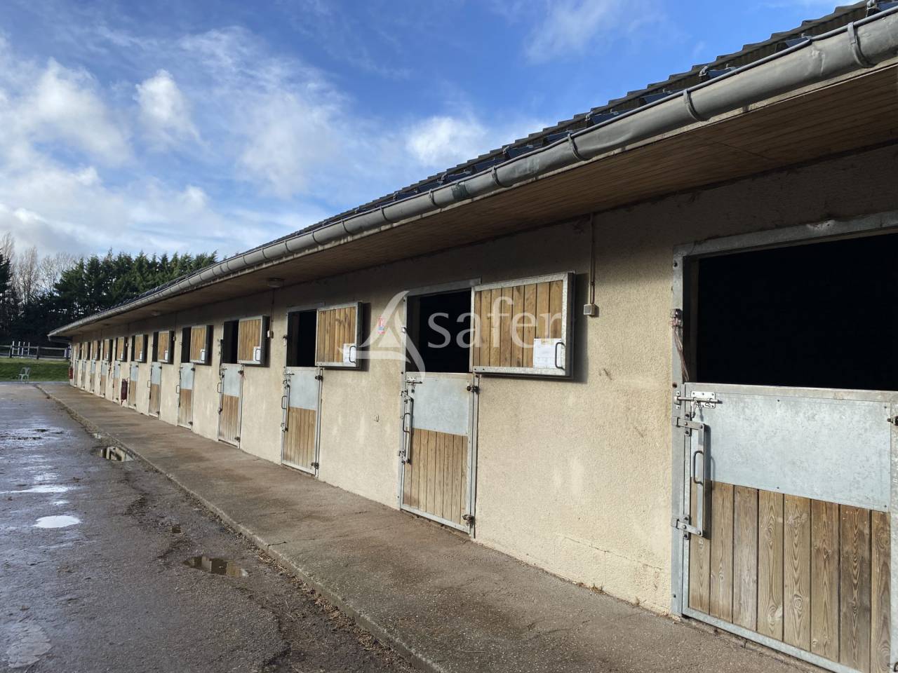 Equestrian property  Calvados