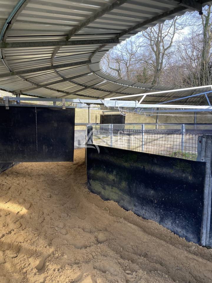 Equestrian property  Calvados