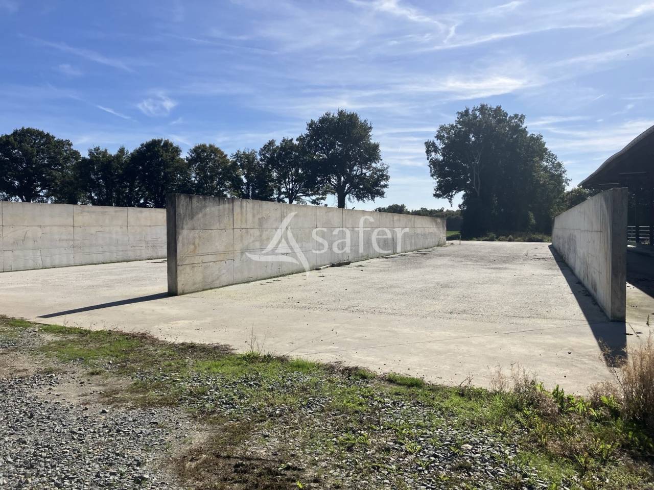 Poultry farm  Mayenne