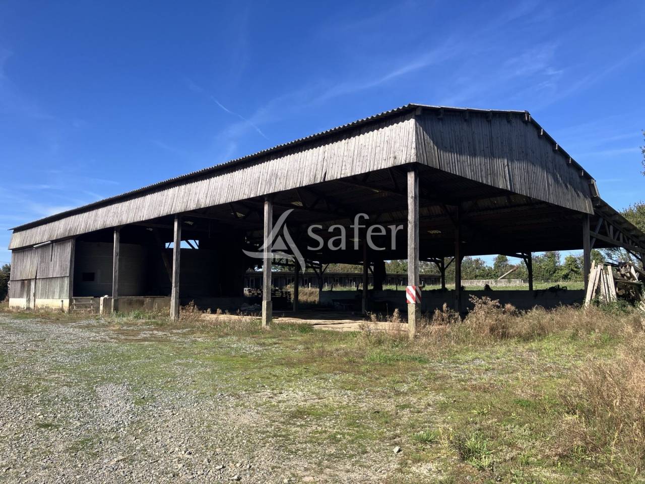 Poultry farm  Mayenne