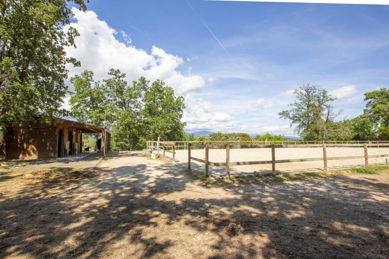 Equestrian property  Var