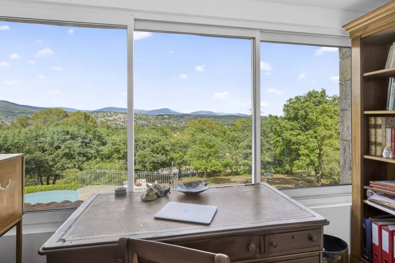 Equestrian property  Var