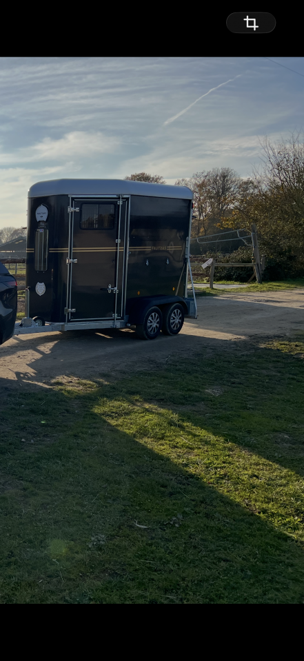 Horse trailer Fautras Pro Van Classic 2 Stalls 2022 New