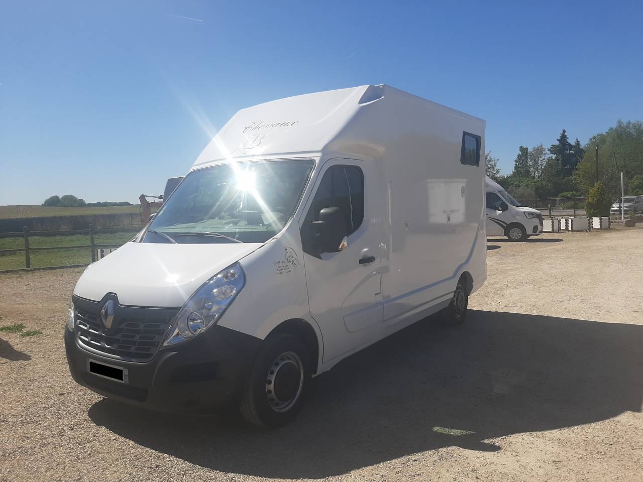Horsebox HGV Renault Master 2015 Used