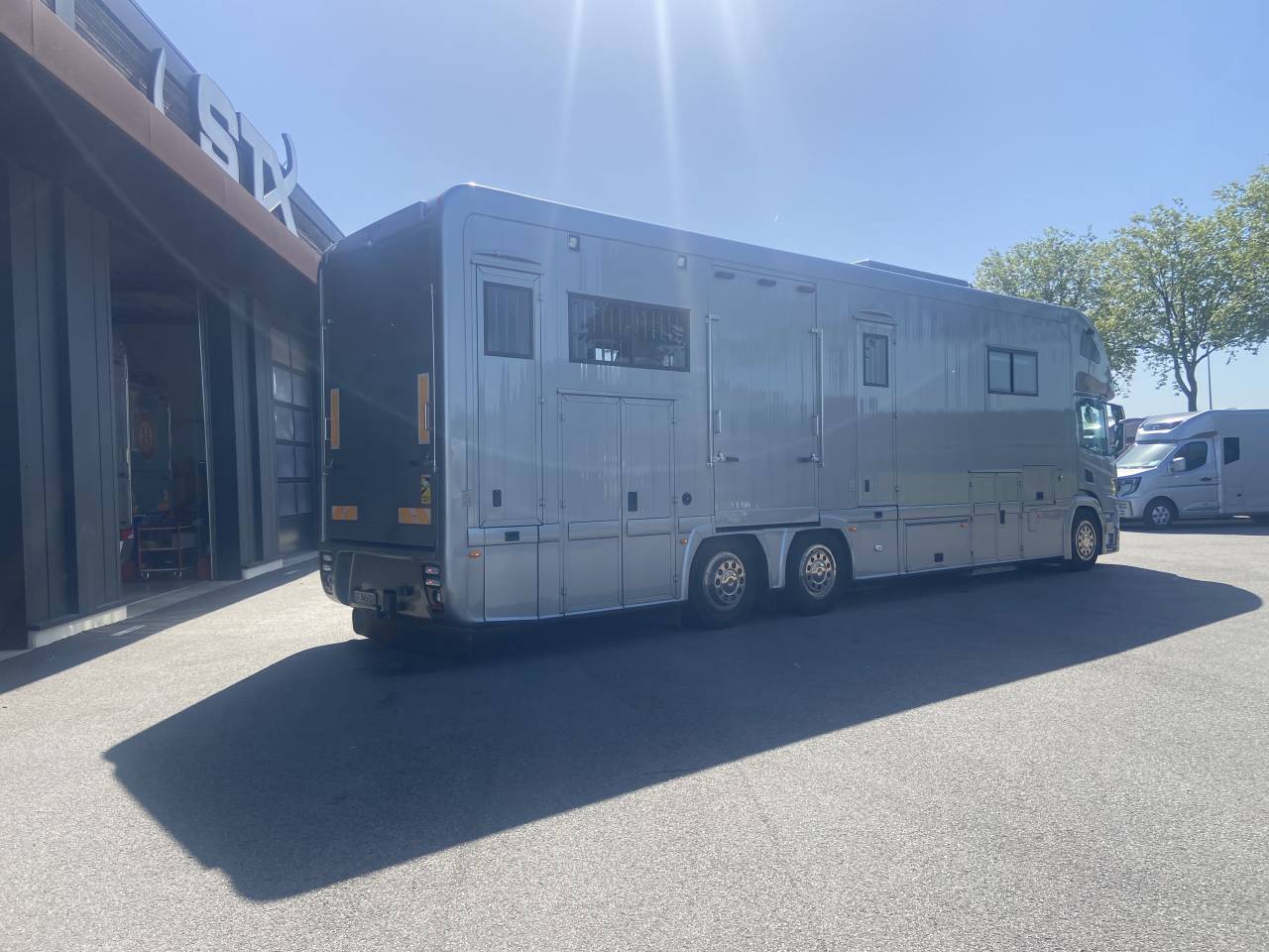 Horsebox NON-HGV STX  2021 Used