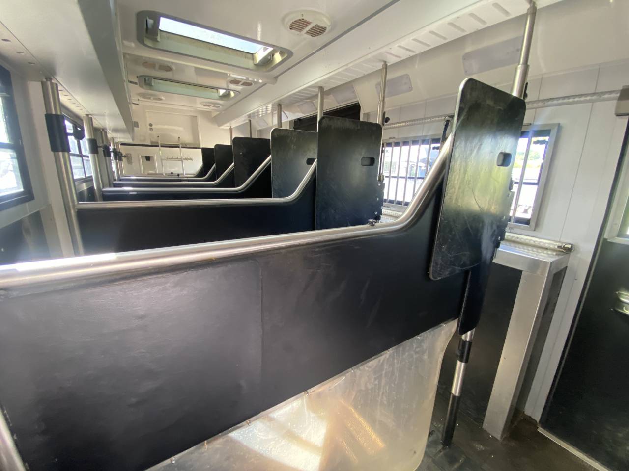 Horsebox NON-HGV STX  2021 Used
