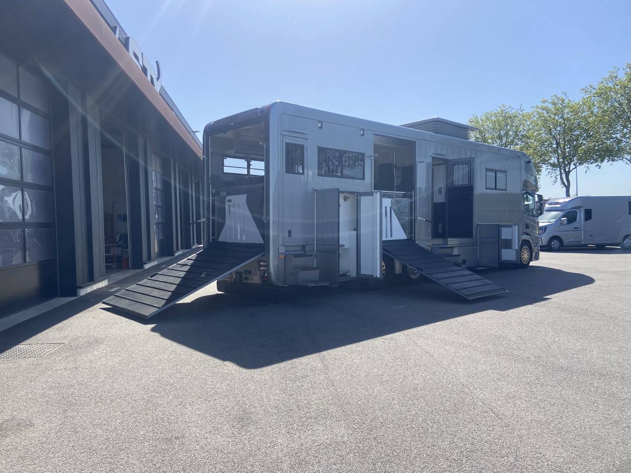 Horsebox NON-HGV STX  2021 Used