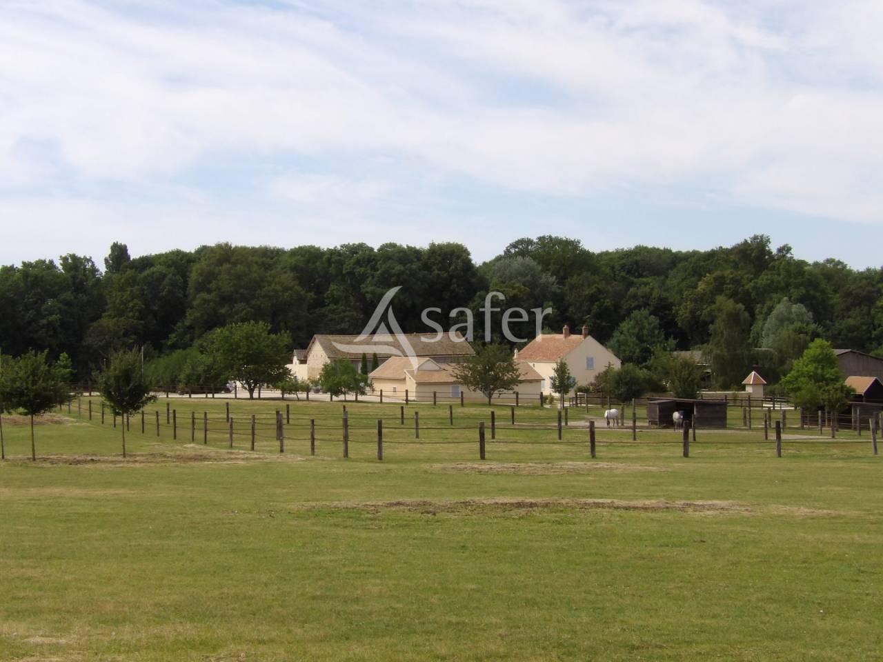 Equestrian property  Essonne