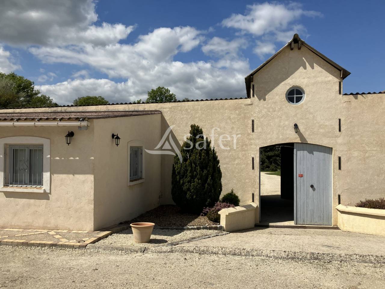 Equestrian property  Essonne