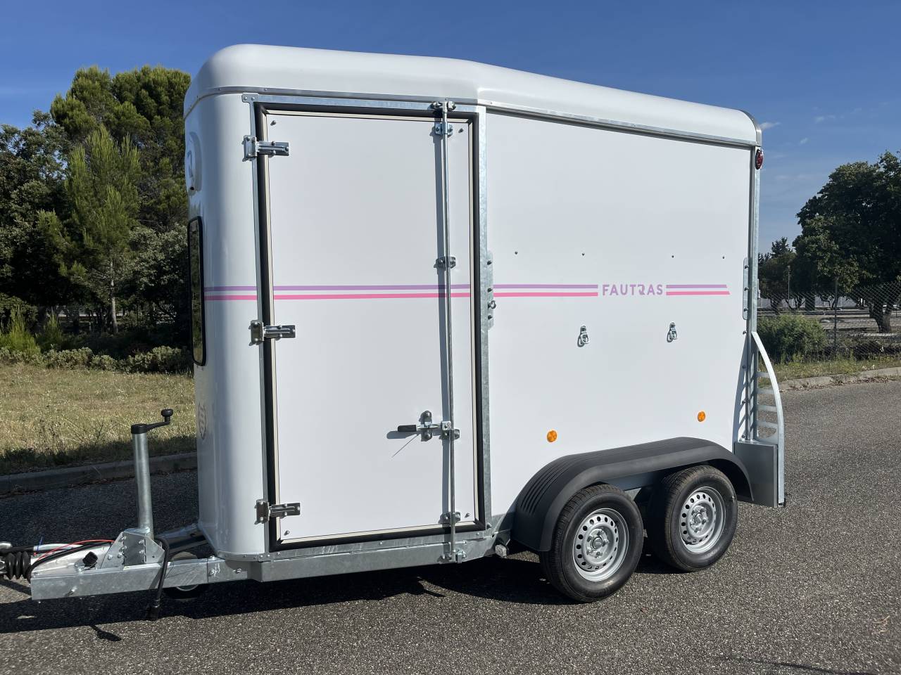 Horse trailer Fautras  1,5 Stalls 2026 New