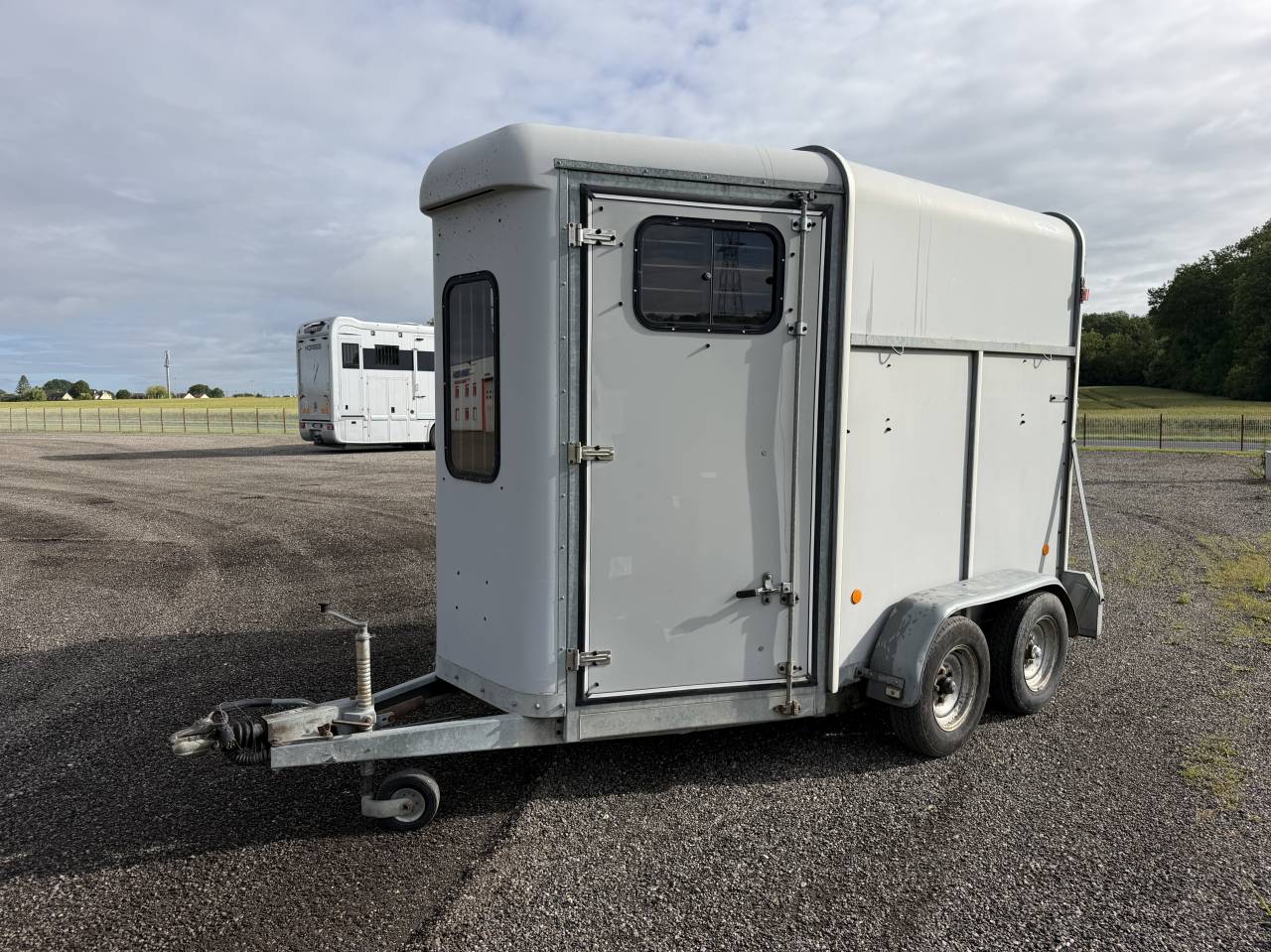 Horse trailer Fautras PROMAX 2 Stalls 2003 Used