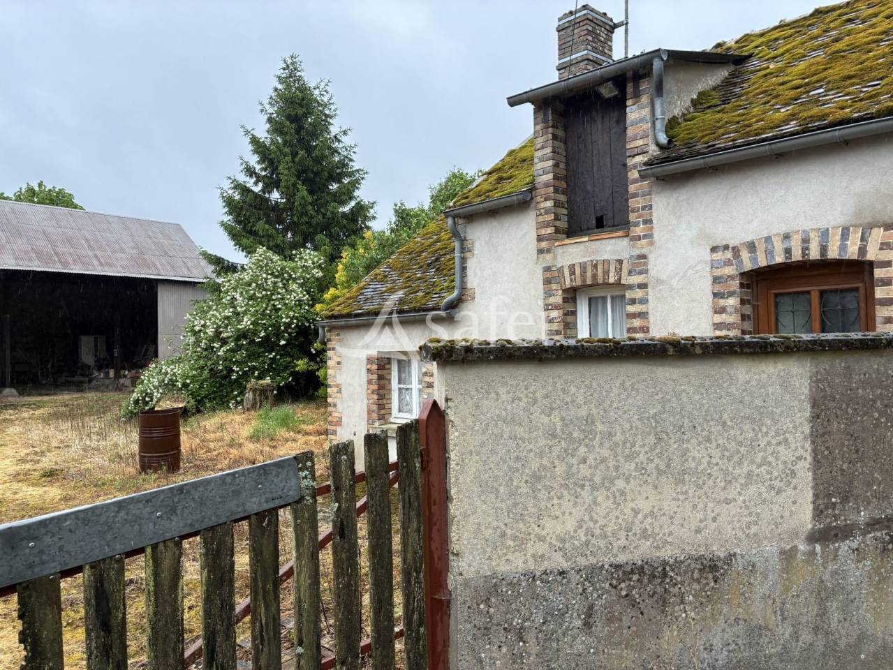 Other country property  Yonne