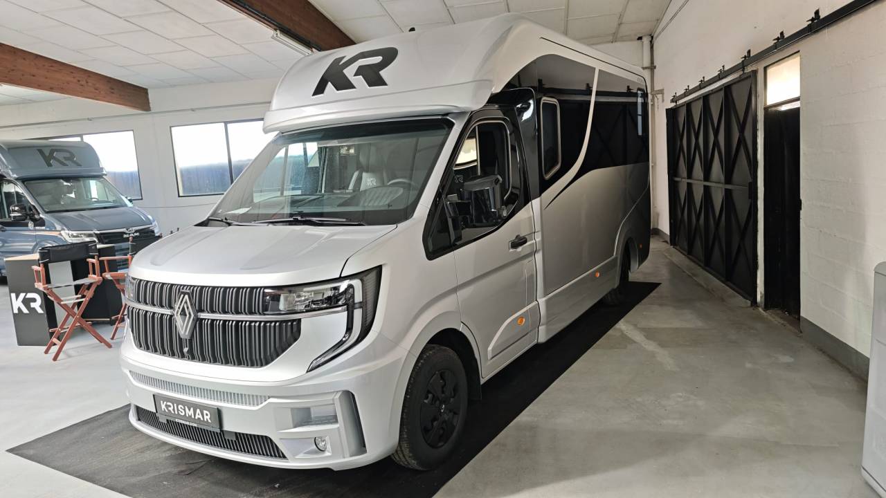 Horsebox HGV Krismar 5 PLACES ASSISES STALLES 2026 New