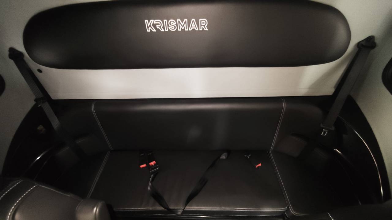 Horsebox HGV Krismar 5 PLACES ASSISES STALLES 2026 New