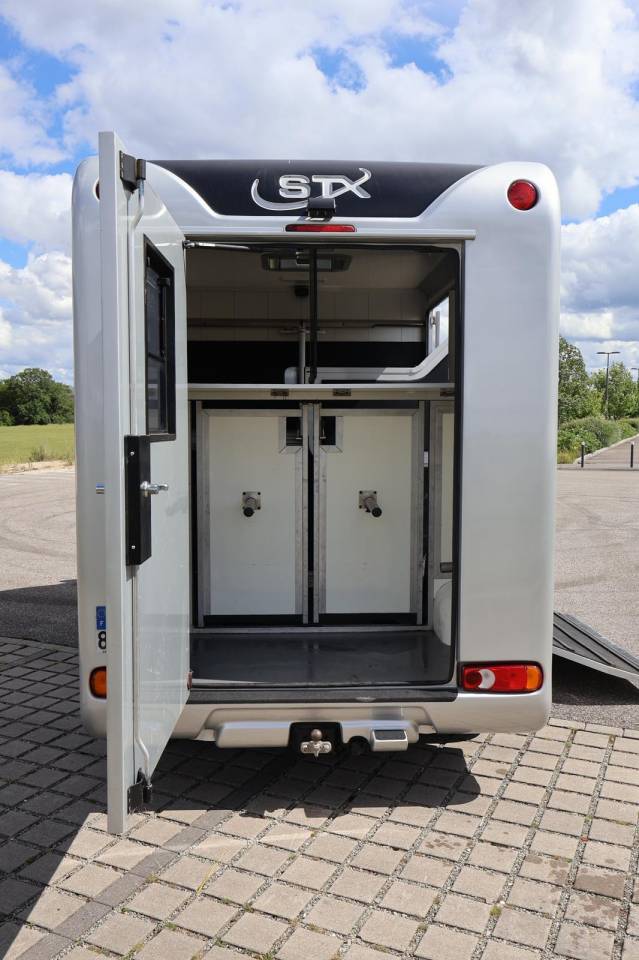Horsebox HGV STX STX 2017 Used