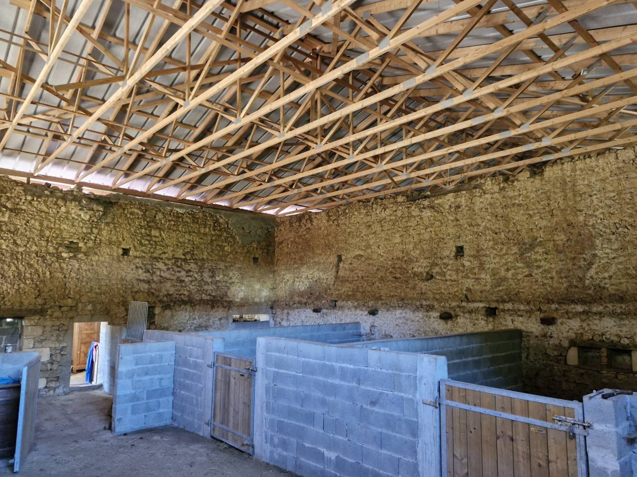 Equestrian property  Charente