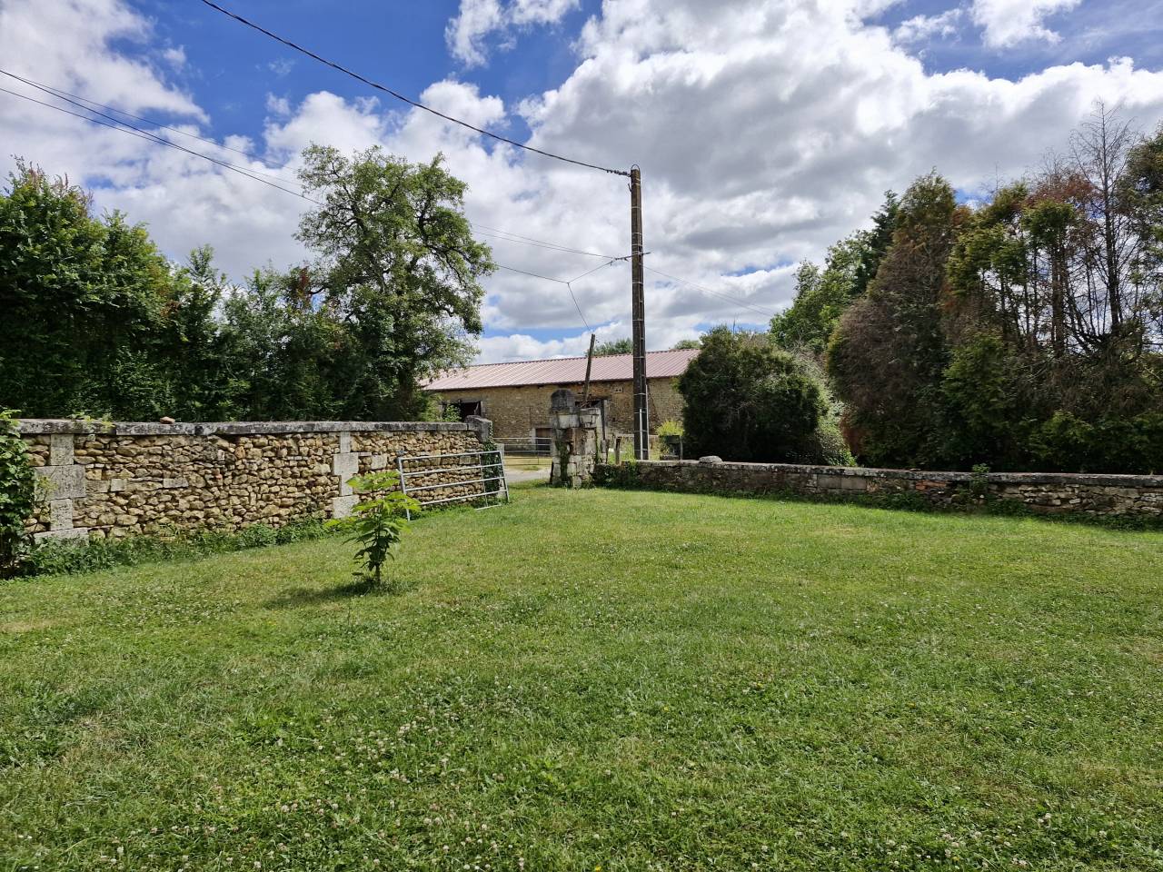 Equestrian property  Charente
