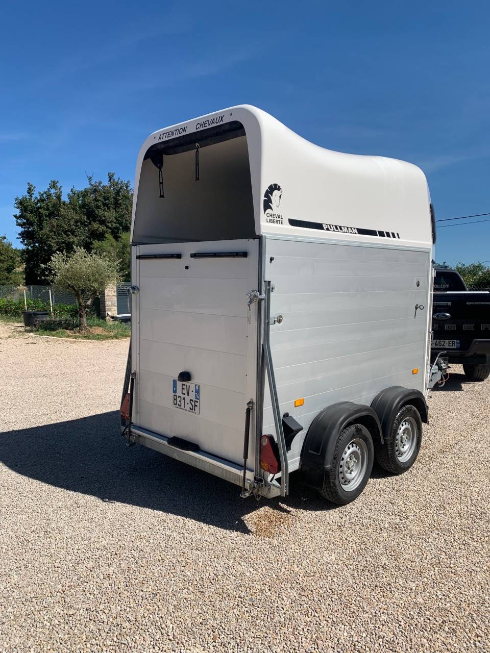 Horse trailer Cheval Liberte Gold One aluline (tout alu) 1,5 Stalls 2018 Used