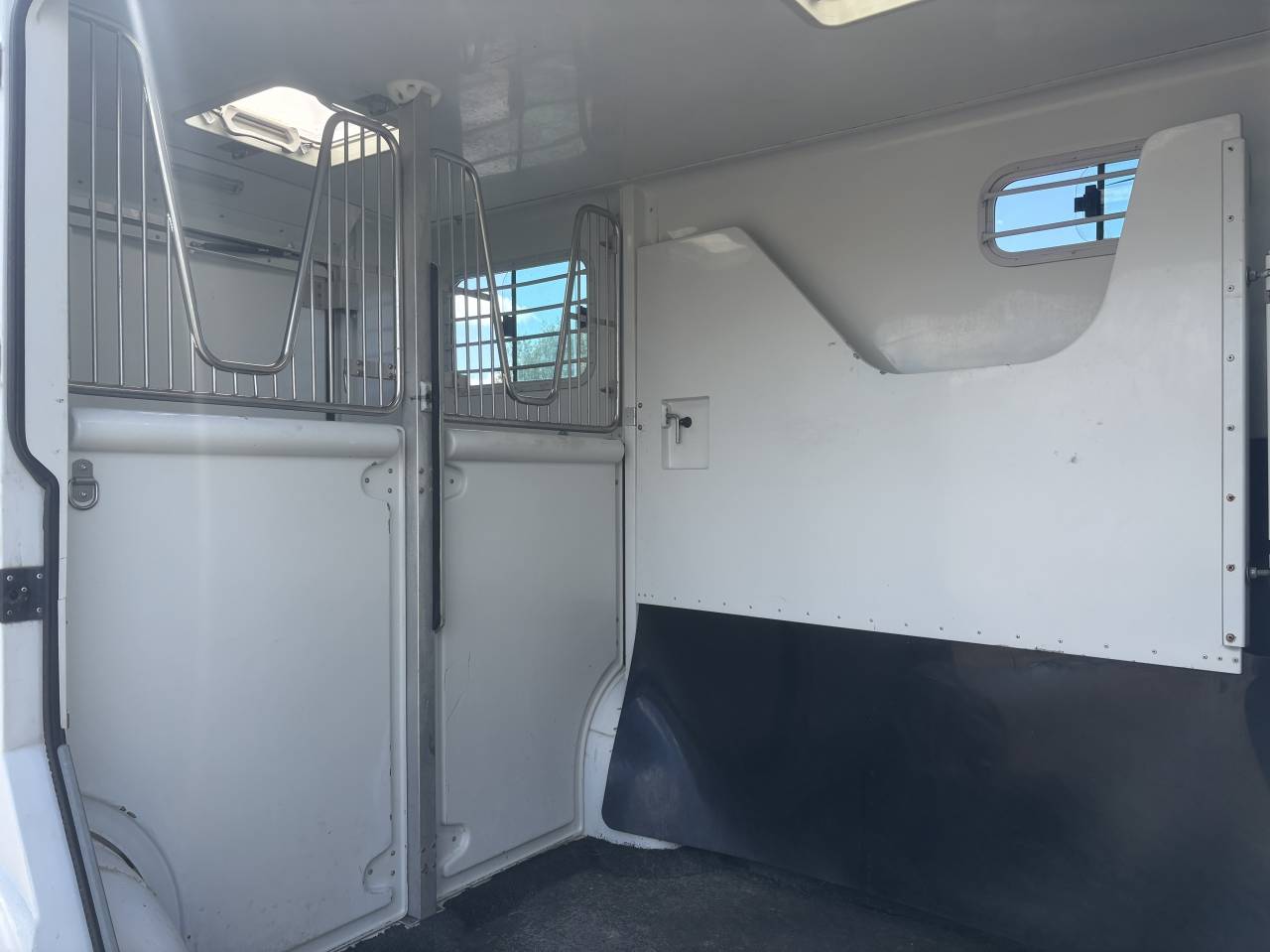 Horsebox HGV Barbot Interstar 2023 Used