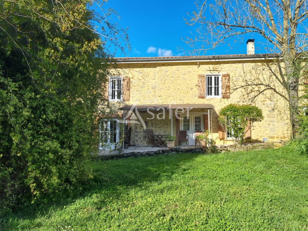Other country property  Ari&egrave;ge