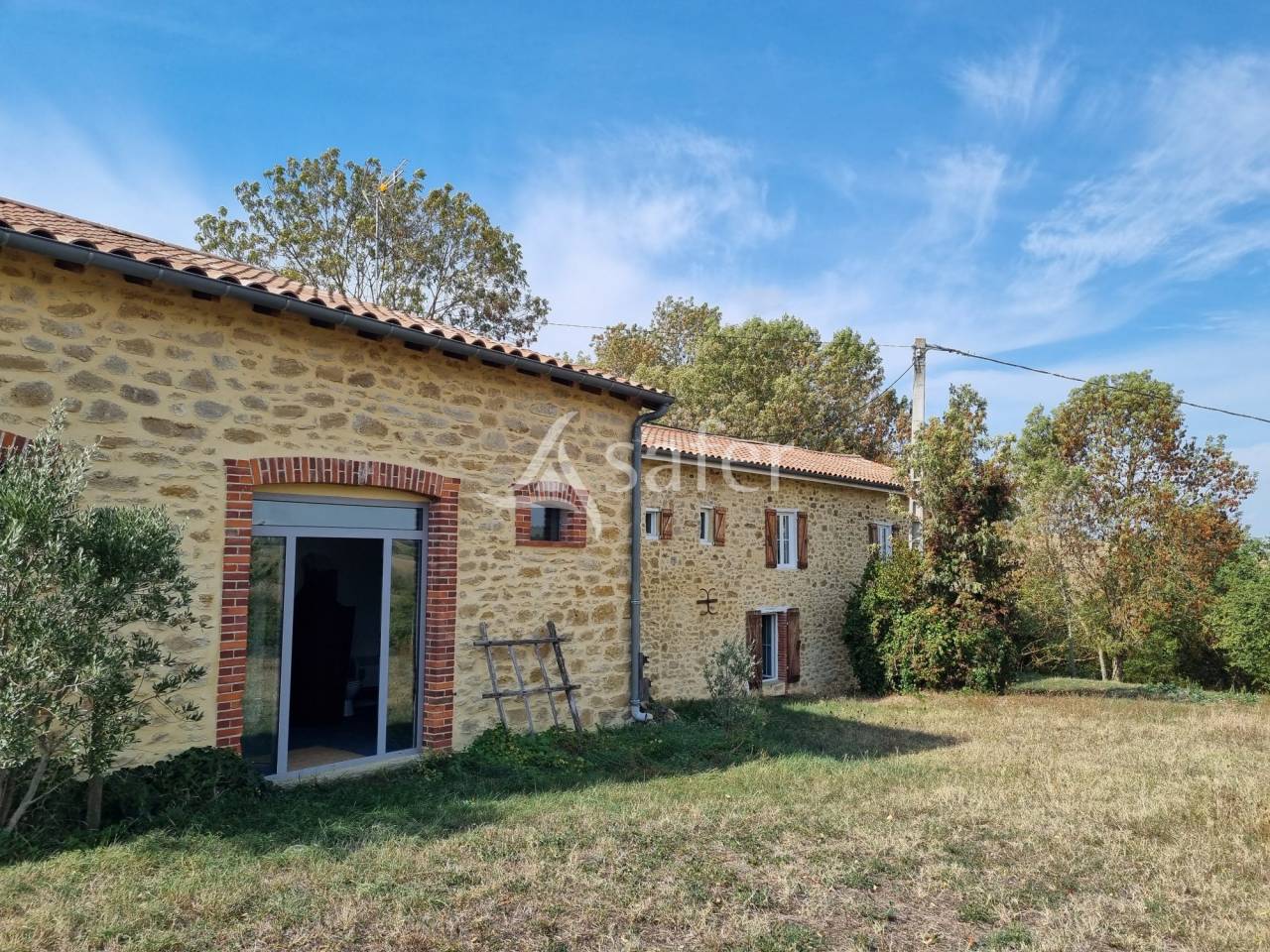 Other country property  Ari&egrave;ge