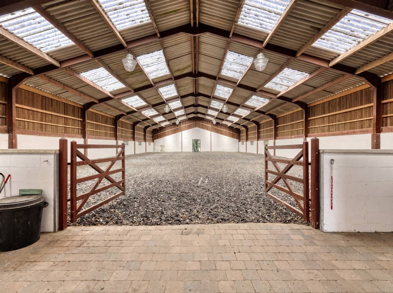 Equestrian property  Luxembourg belge