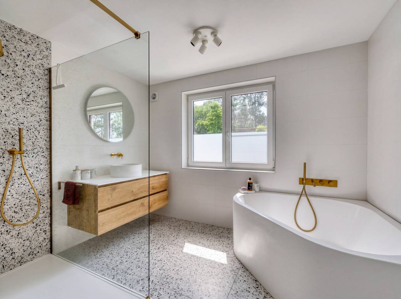 Equestrian property  Luxembourg belge