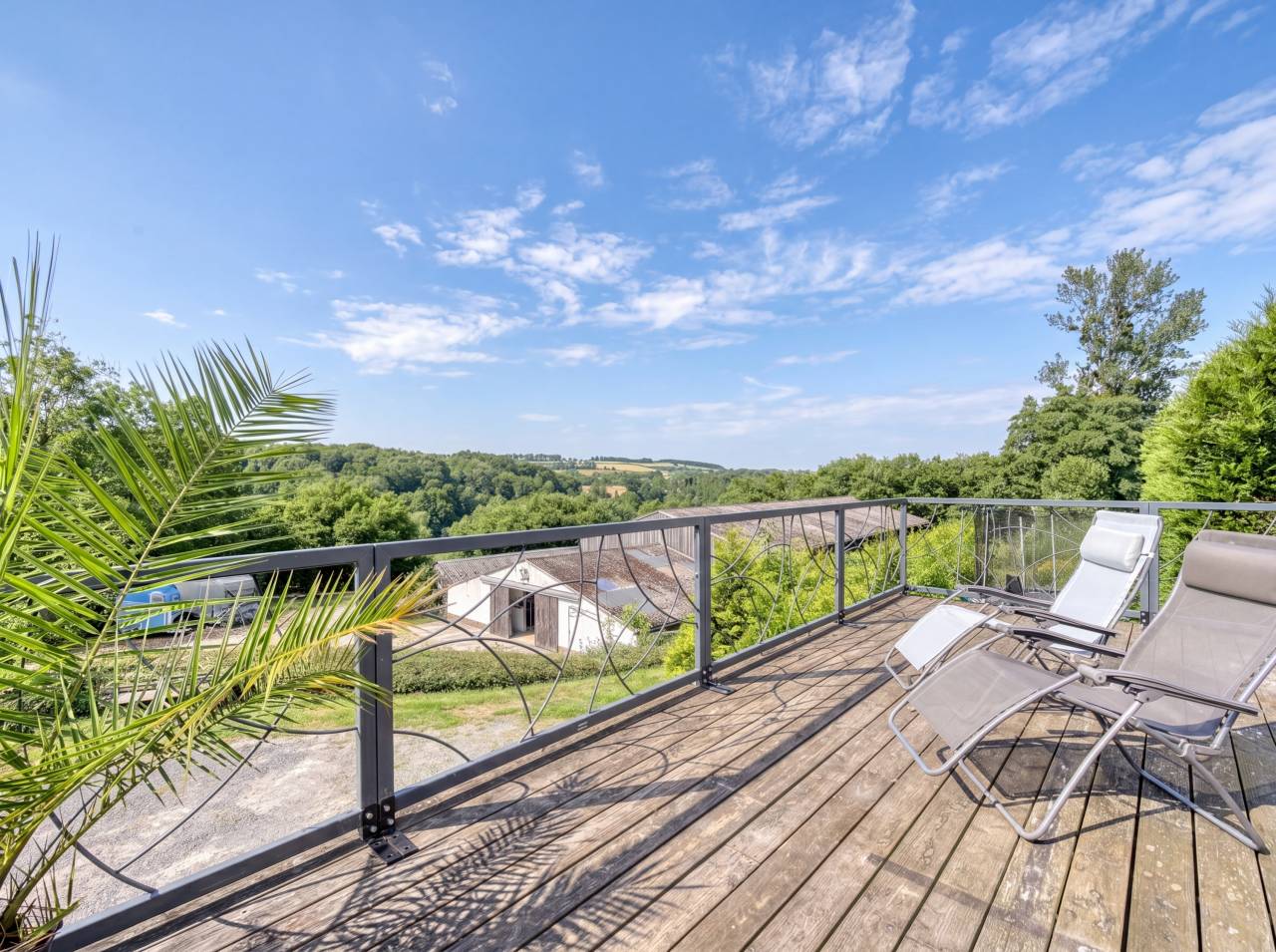 Equestrian property  Luxembourg belge