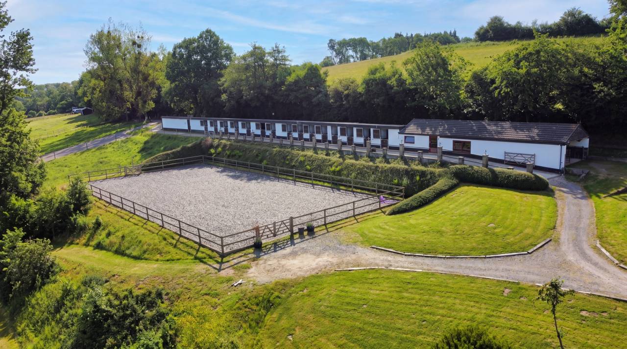 Equestrian property  Luxembourg belge