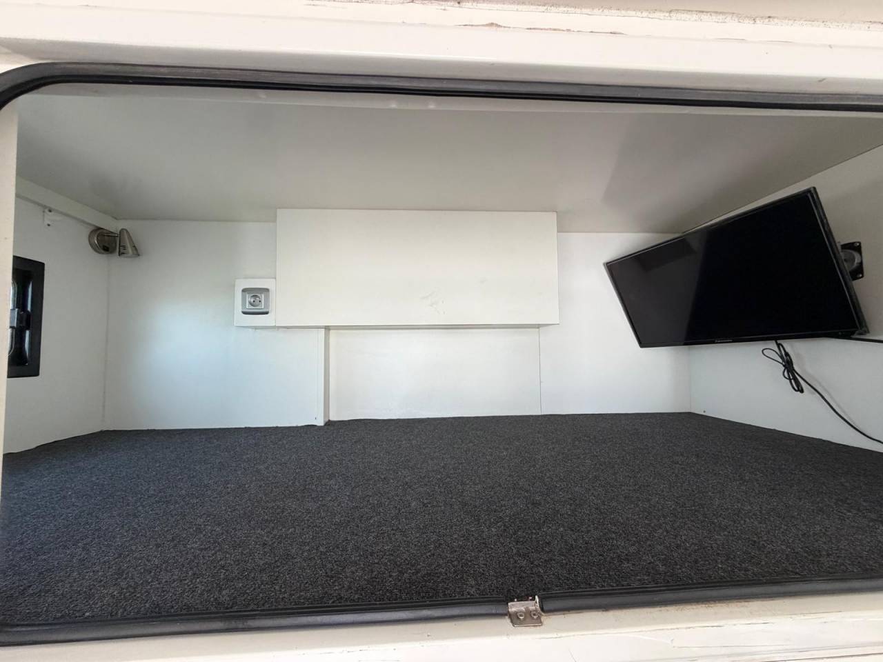 Horsebox NON-HGV Scania Paillard 2018 Used