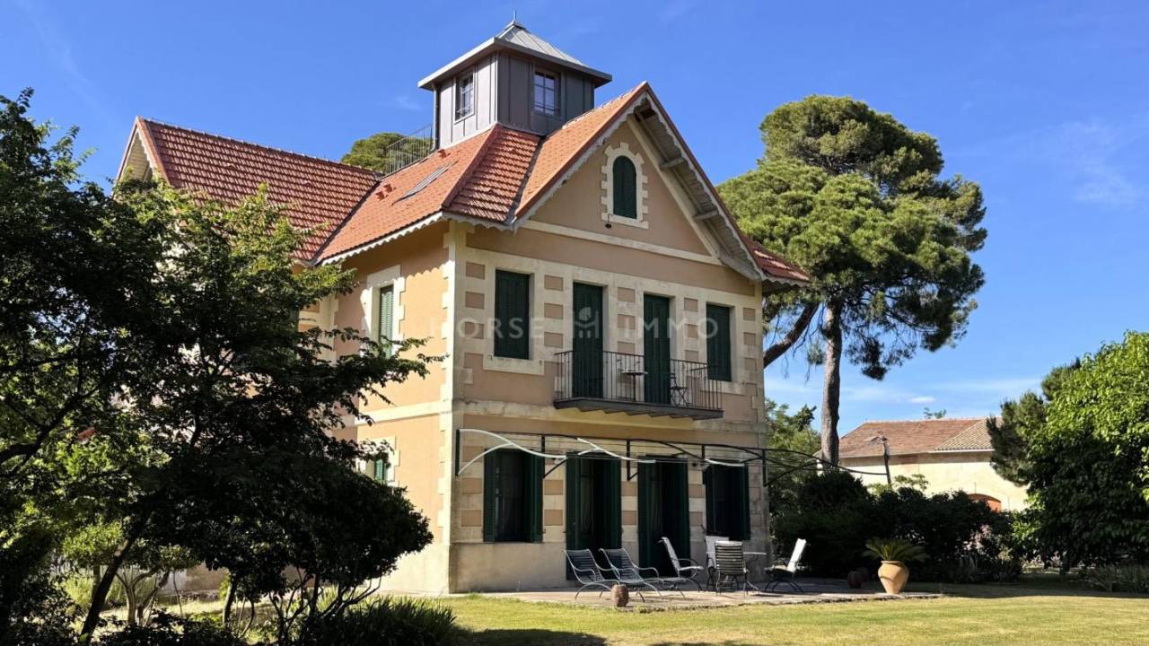 Luxurious equestrian property  Gard
