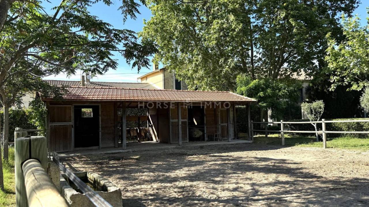 Luxurious equestrian property  Gard