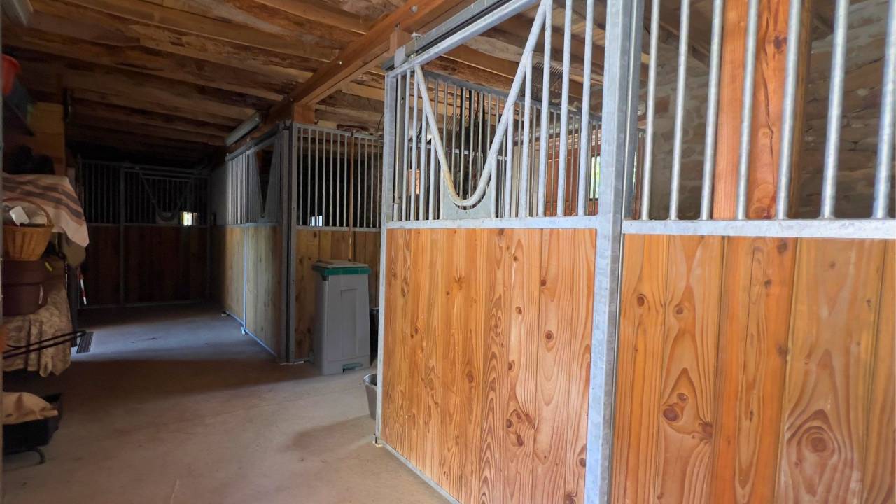 Equestrian property  Lot