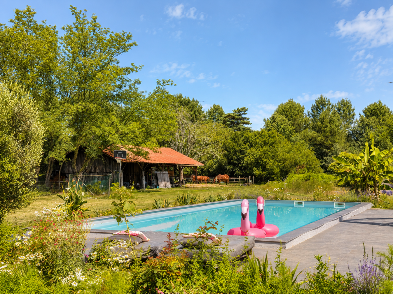 Luxurious equestrian property  Gironde